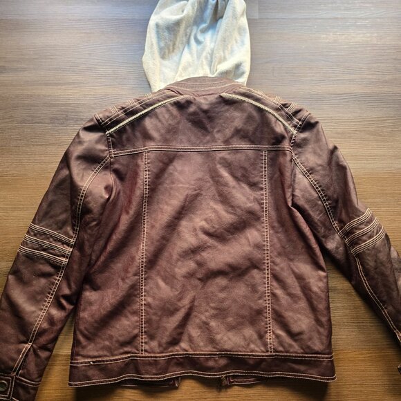 Vintage BKE 'Trevor' Jacket. Brown w/White stitching and Hood - Picture 4 of 4